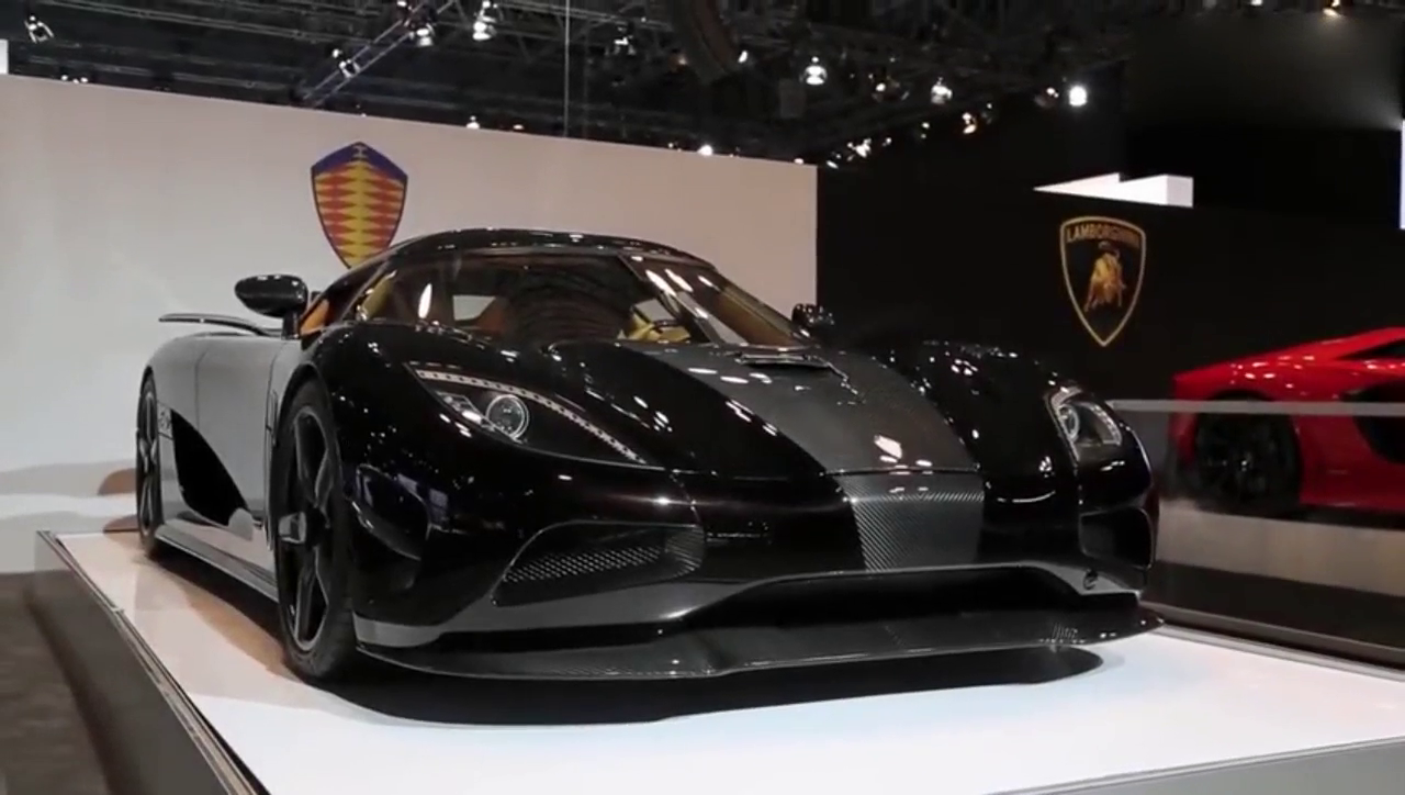 落地5000万的跑车，看到内饰那一刻，瞬间觉得值了！