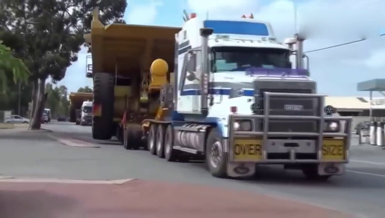 最大的重负载RC卡车