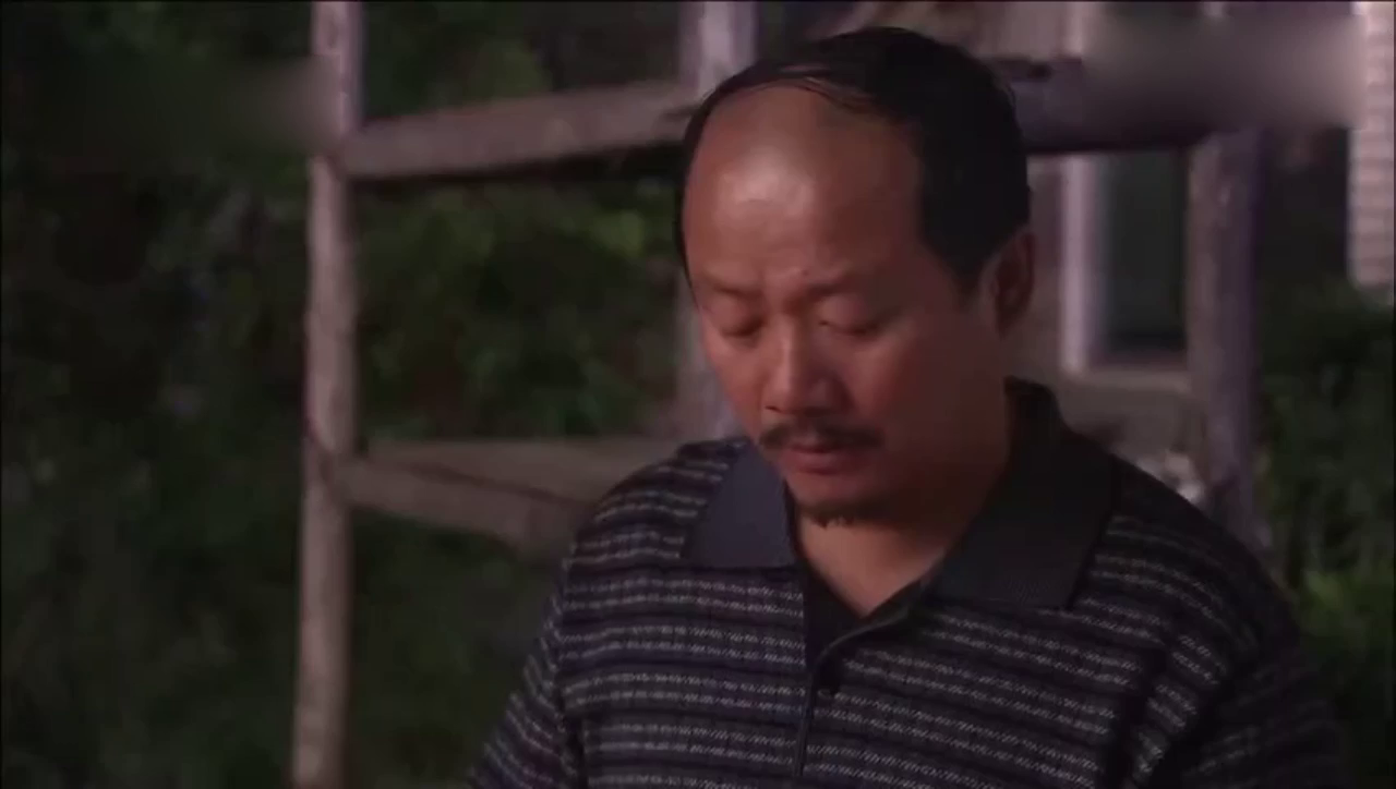 刘能买化肥中了一辆卡车，眼红的谢广坤也买了一堆化肥，他中了啥