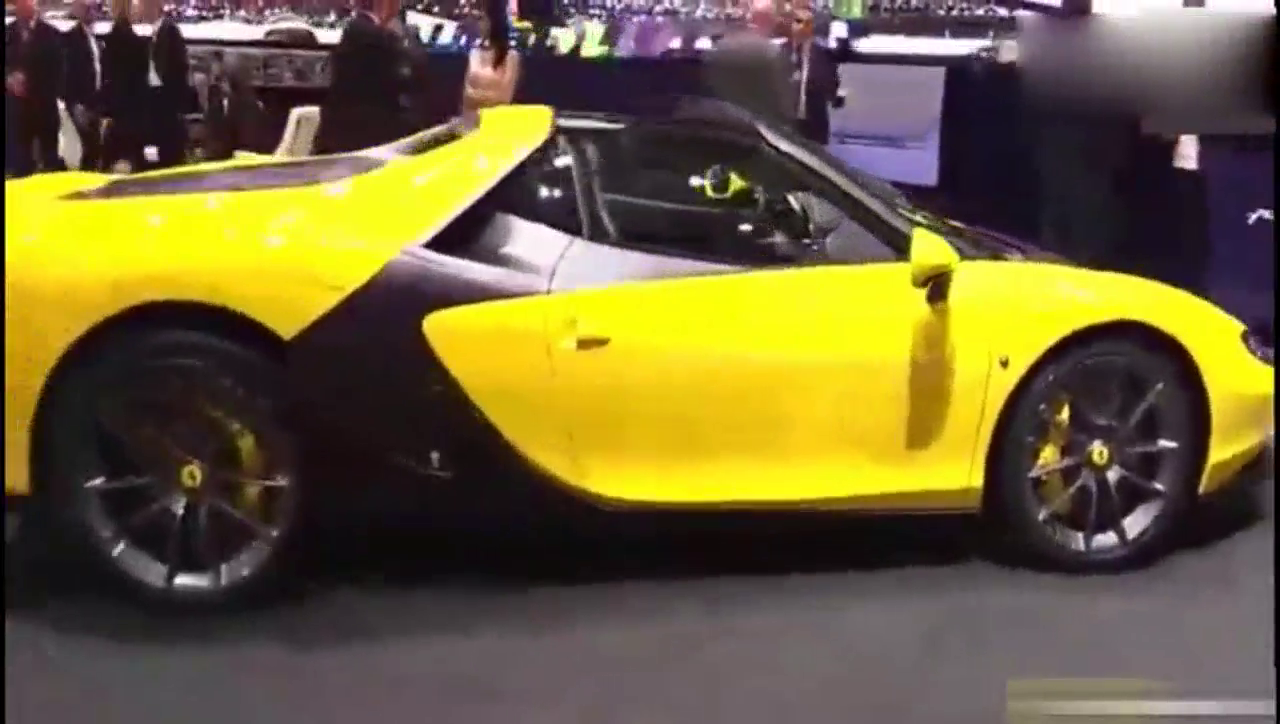 跑车法拉利，是你喜欢的型号吗？