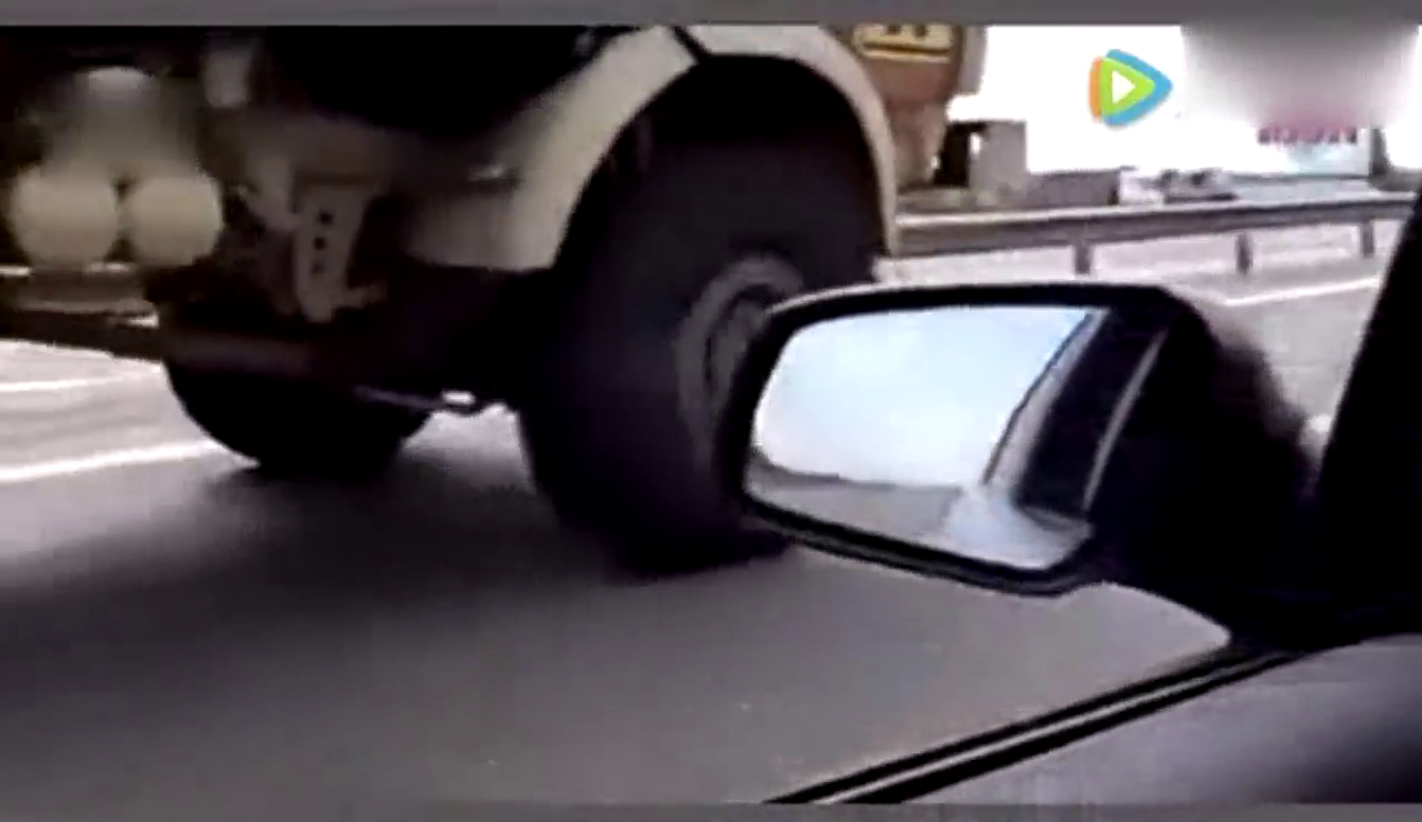 重型卡车高速狂飙160，通往黄泉之路总是嫌慢！