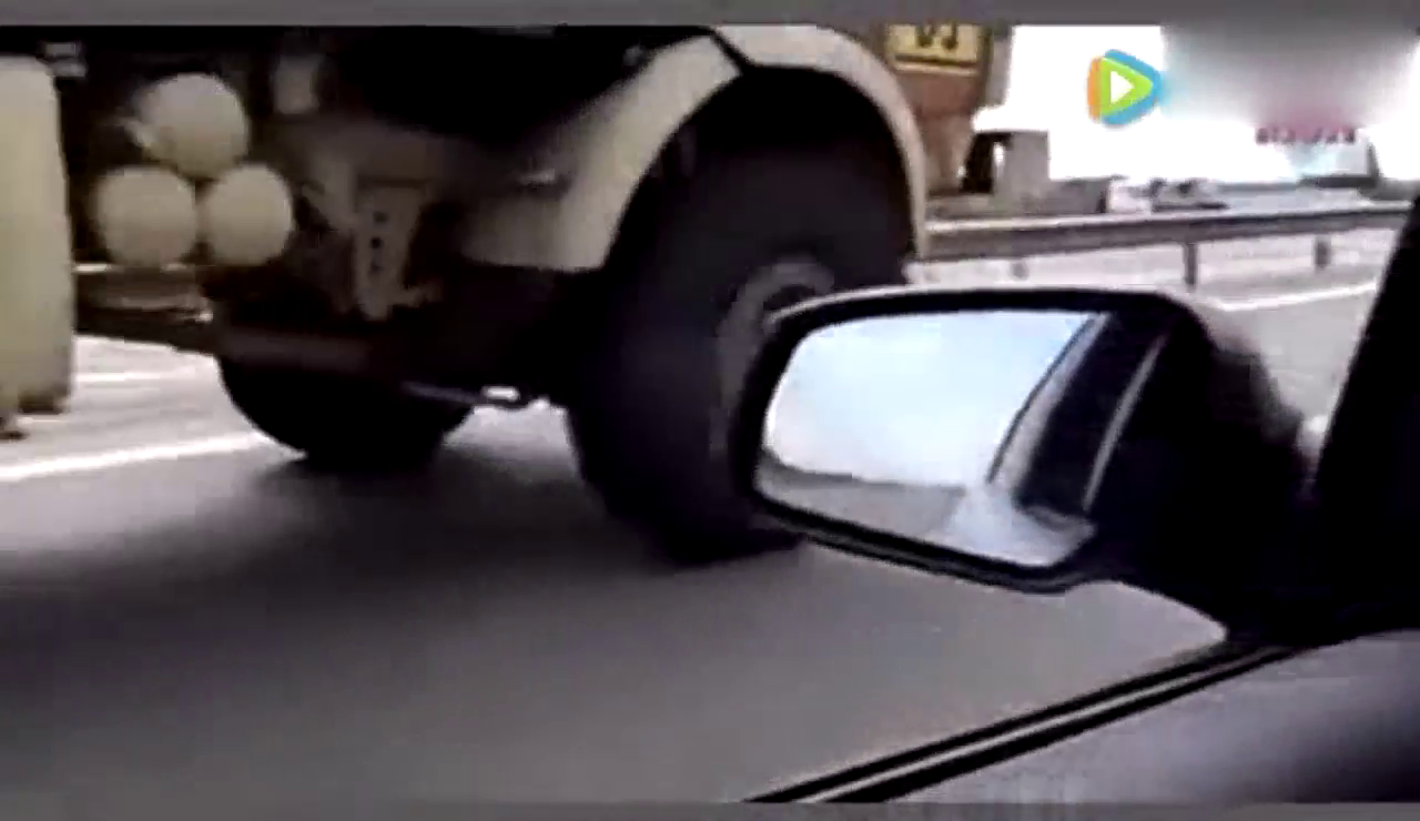 重型卡车高速狂飙160，通往黄泉之路总是嫌慢