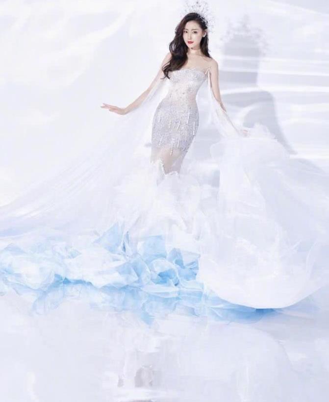 张天爱这是什么神仙颜值?身穿一袭纱裙灵动飘逸,宛如仙女下凡