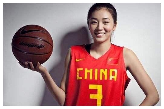 中国体坛4大美女：女足门将上榜，第一无争议，赵爽搭上末班车