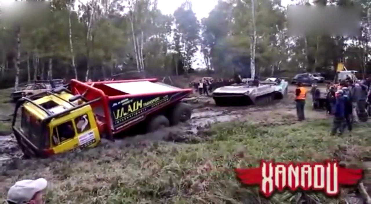 汽车科技 越野车赛车崩溃 大卡车越野赛车