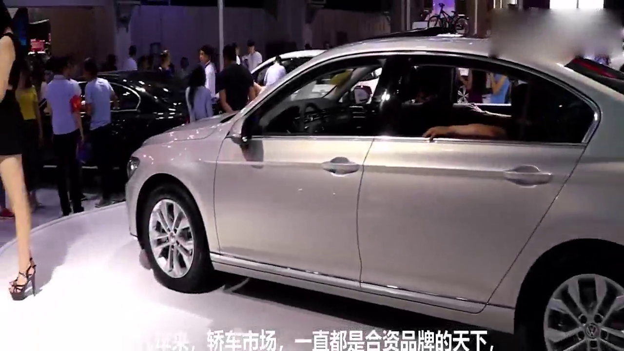 刚提完帕萨特就后悔，看到了款这B级新车才9万，配置秒杀合资！