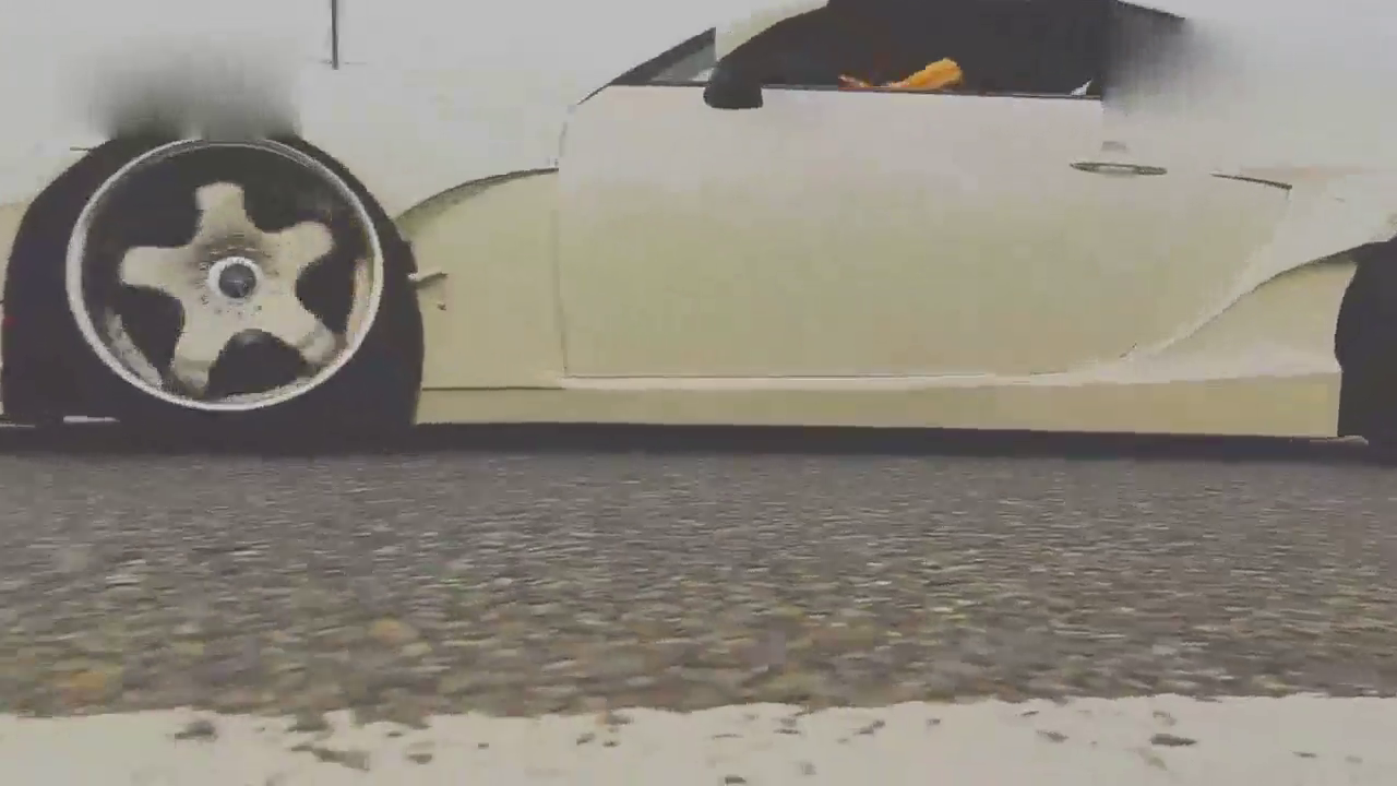 改装车底盘低也见得好，每个车进门都托底的尴尬