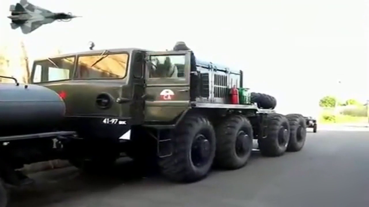 外国友人买了一辆二手军用卡车 上车试试值不值！