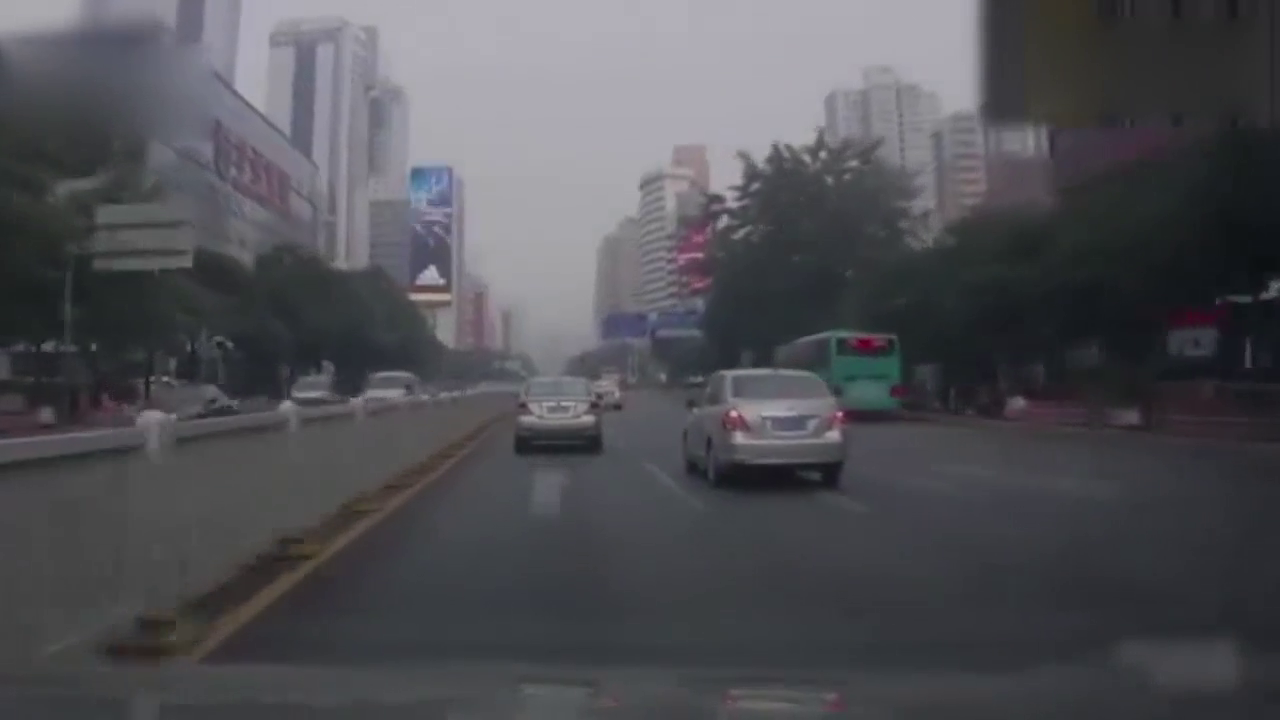 丰田旅行车来了，配全景天窗，空间大油耗低，售13万，吊打奥德赛