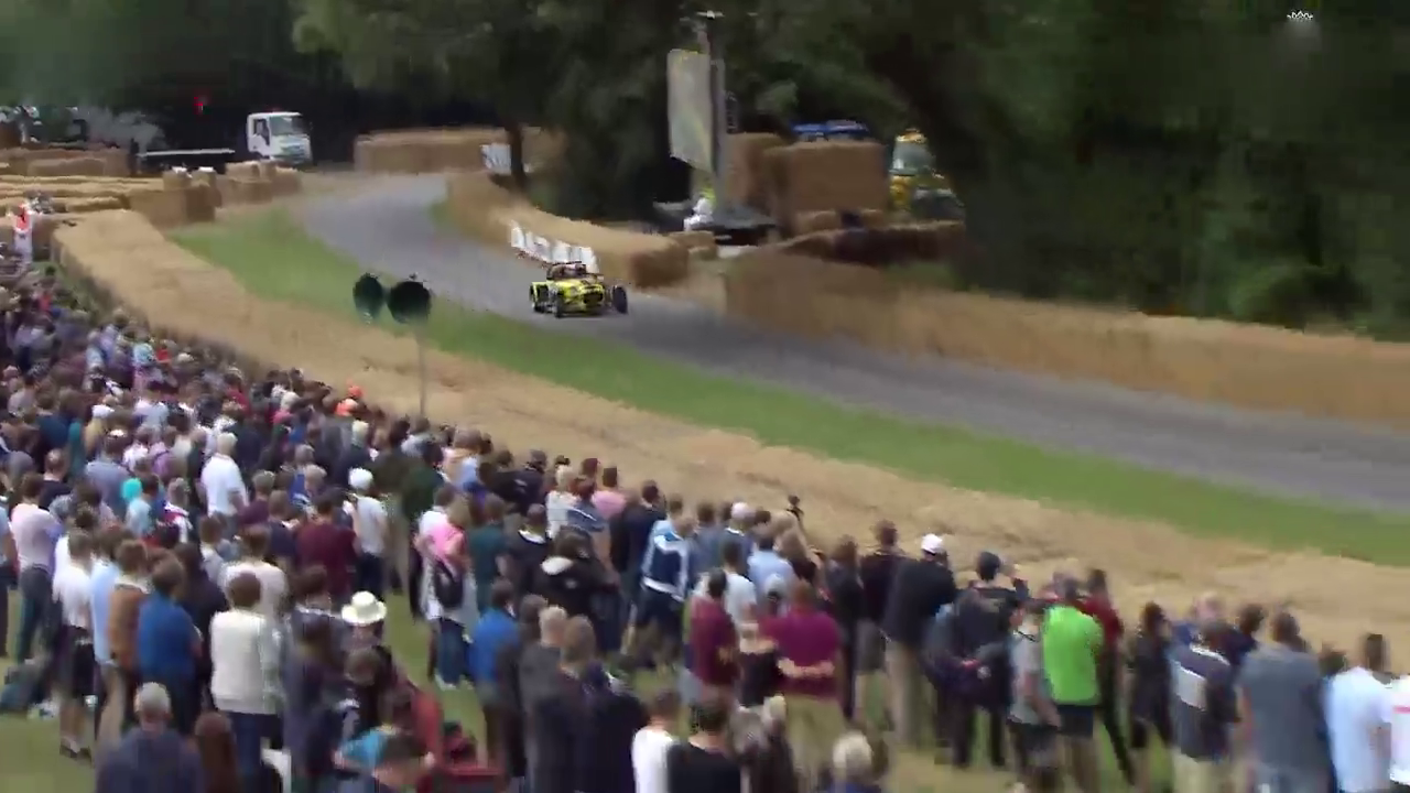 比法拉利还快！卡特汉姆Seven 620R古德伍德速度节疯跑