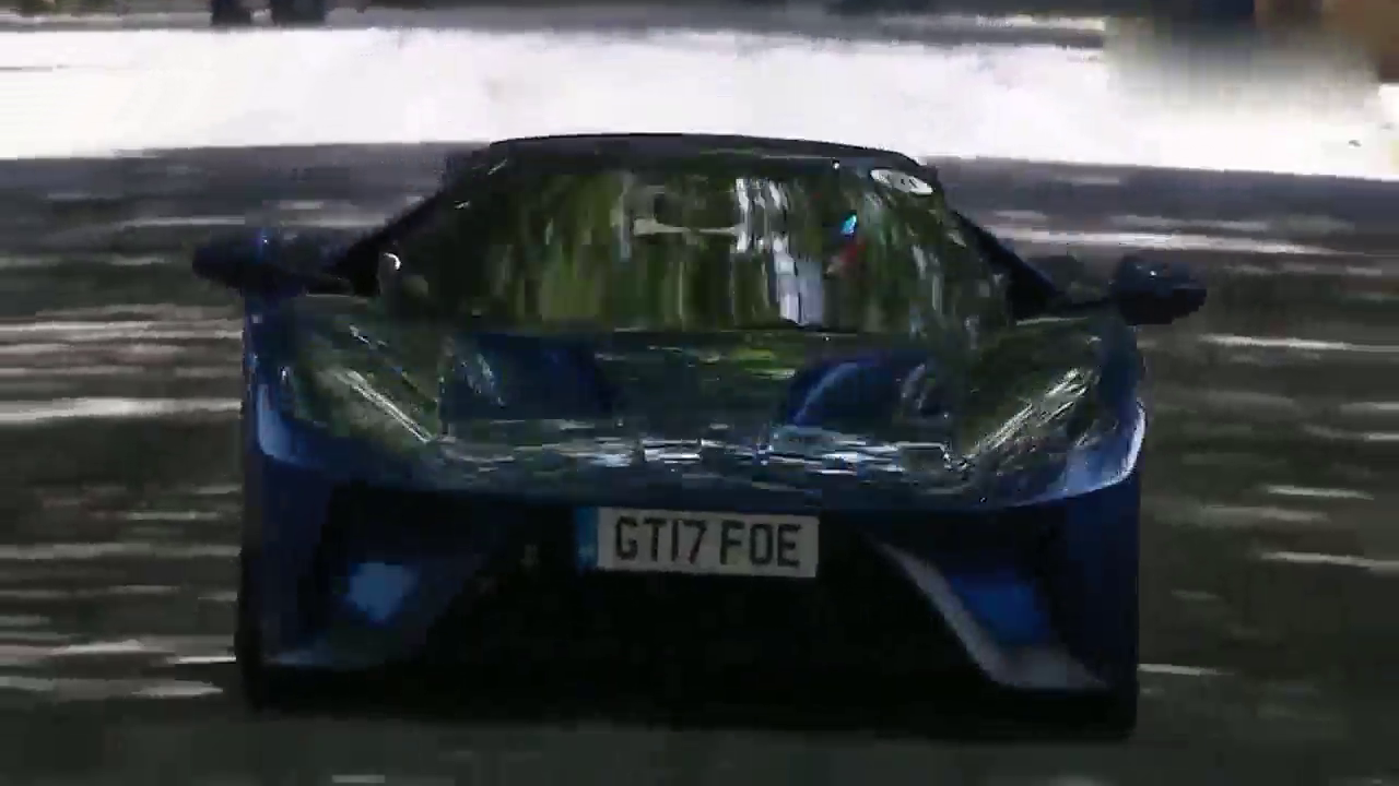 福特GT看超级跑车跑赛车道真强悍