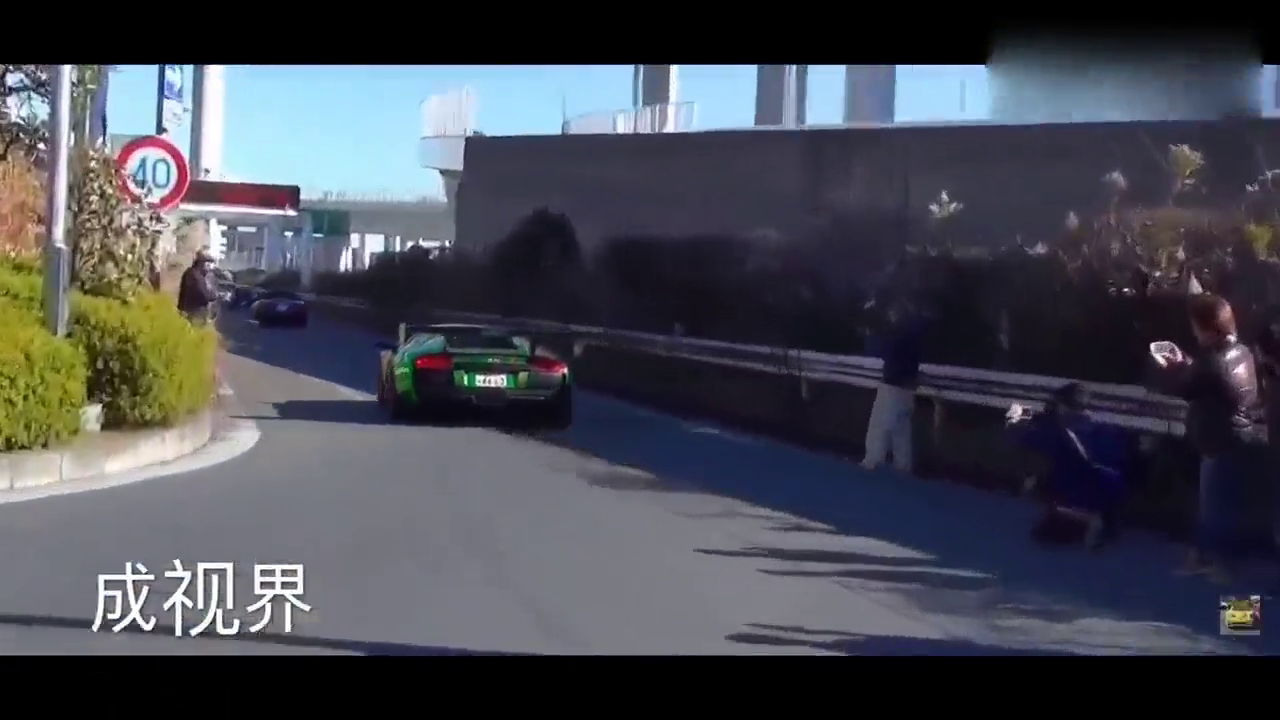 每辆跑车都改装过，你还能认出他的原型吗？我还是喜欢法拉利