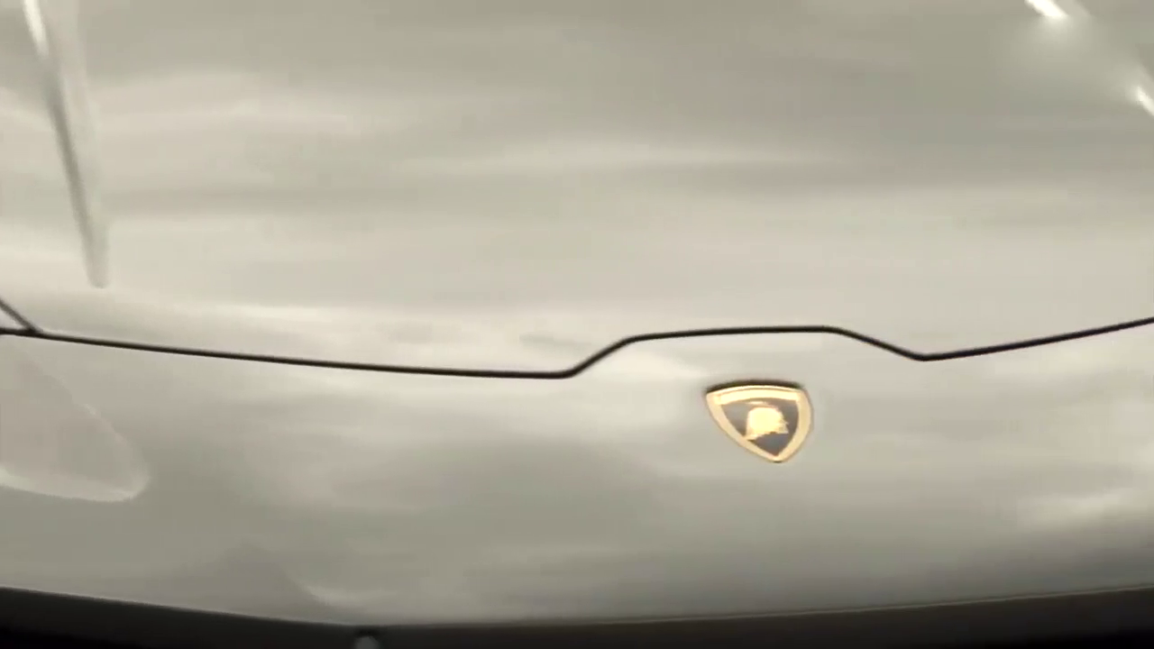 车身造型非常酷炫的哑光灰色兰博基尼超级跑车，一起欣赏下