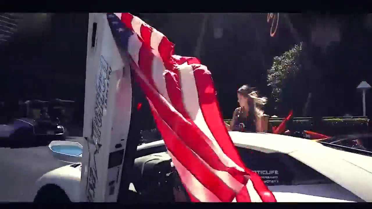 兰博基尼法拉利跑车大party！妹子们太会玩了！