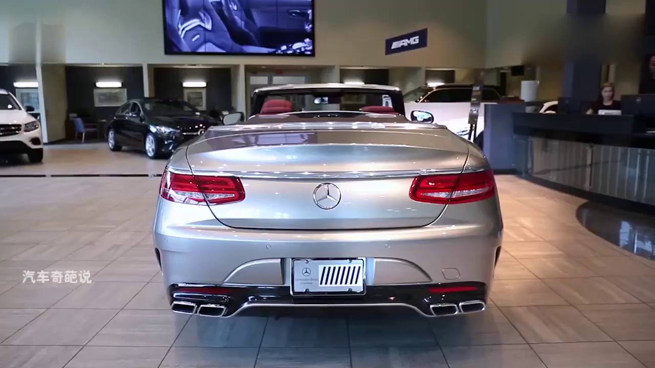 300万的奔驰敞篷跑车，女销售下车瞬间变形开始