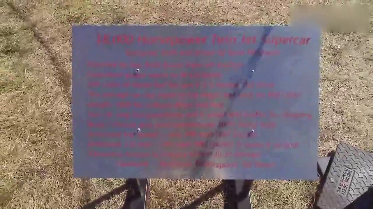 你看到的没错就是这18000马力双喷流跑车在眼前