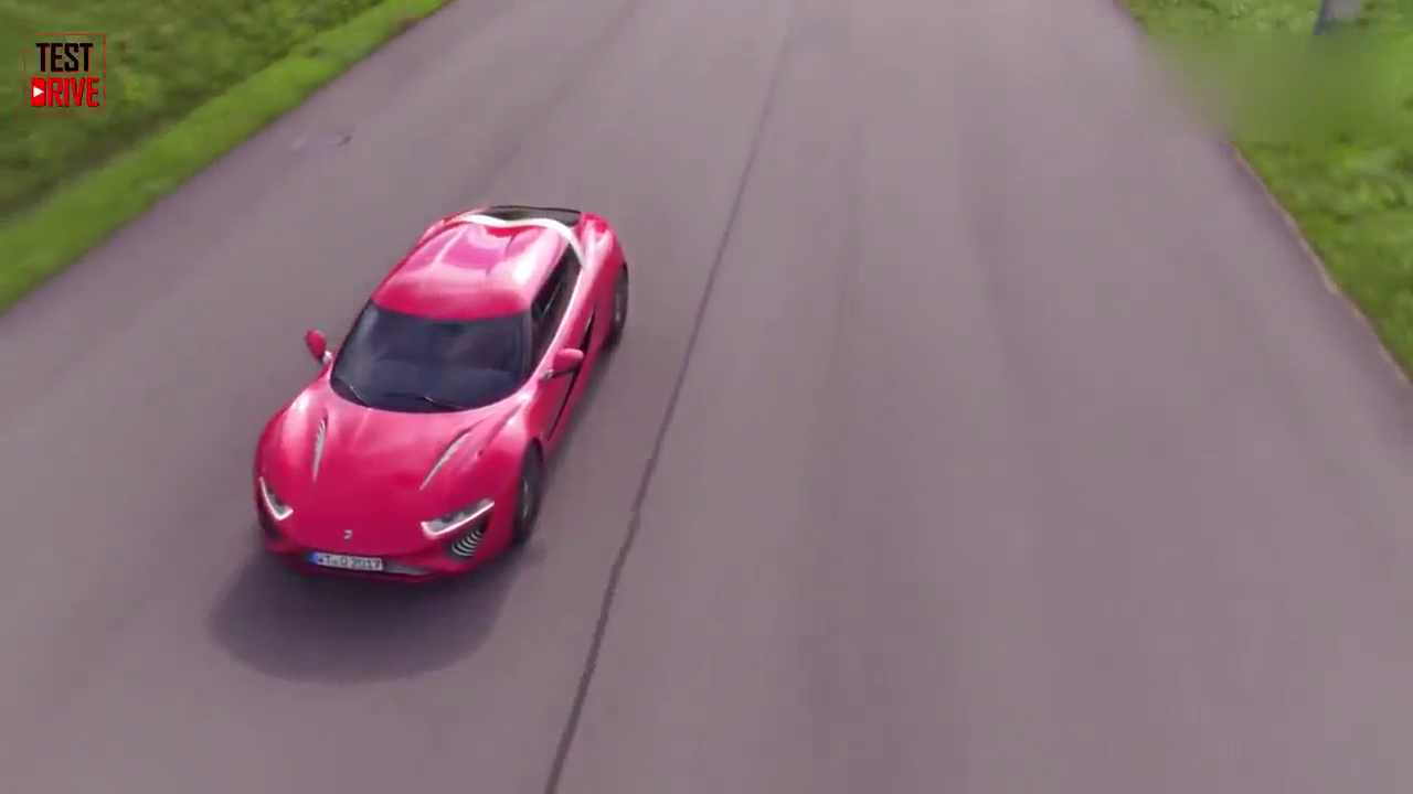 QUANT F电动跑车动态展示