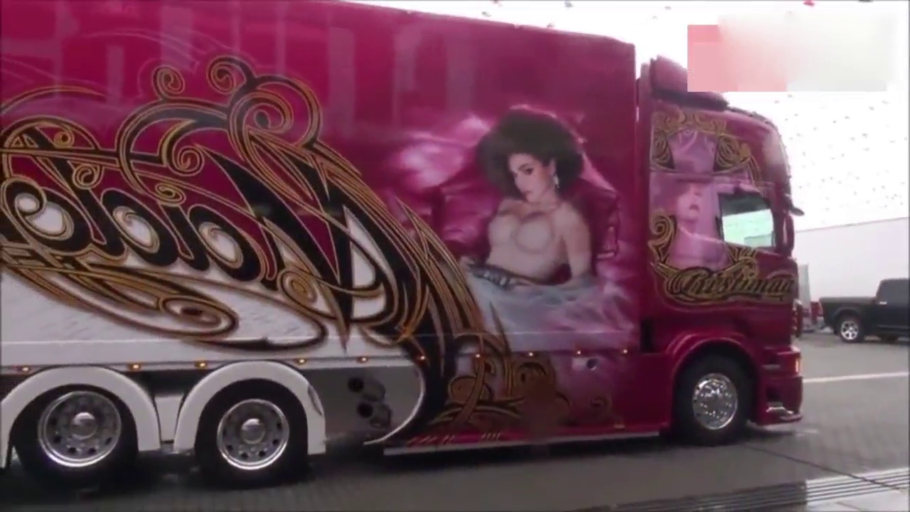 斯堪尼亚挂车的新涂装，卡车也能这样玩，太有创意