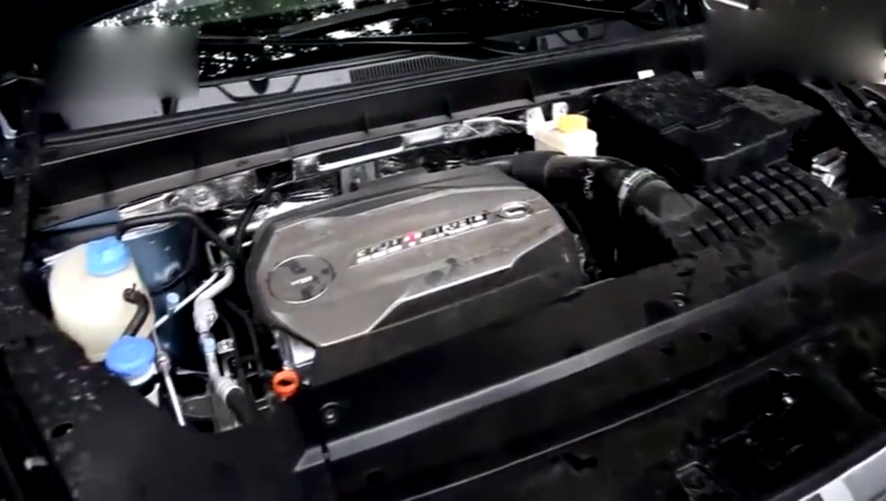 广汽传祺GS8汽车展示 中国汽车已经超越合资车！