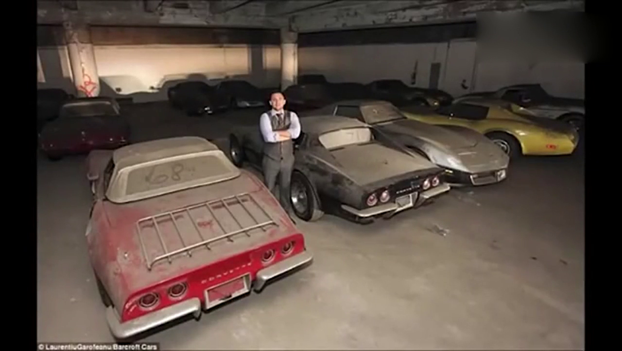 老外与低价买了一个荒废库房，打开有36辆价值过亿的跑车！