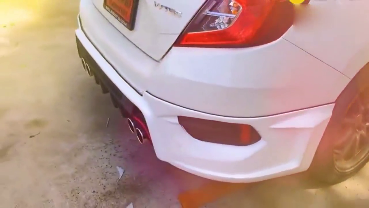 造型迷人似跑车，实拍改装第十代本田思域_1