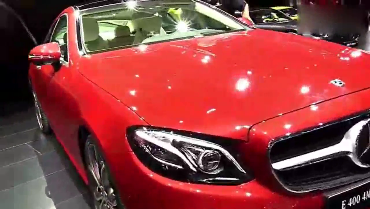 梅赛德斯奔驰E级E400 4Matic双座敞篷车