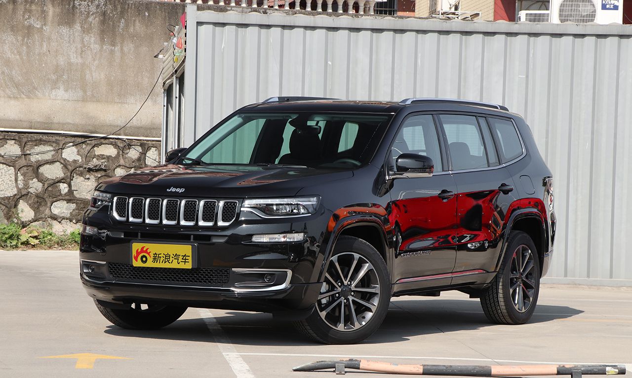 2020款指挥官混动 2.0T 混动臻享版