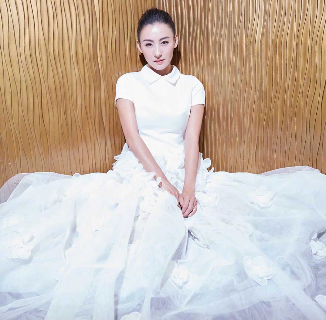 香港媒体曝周星驰和张柏芝要大婚,星爷曾对终