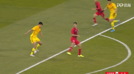 终于赢了！中国男足2-0中国香港获东亚杯首胜 避免创历史最差战绩