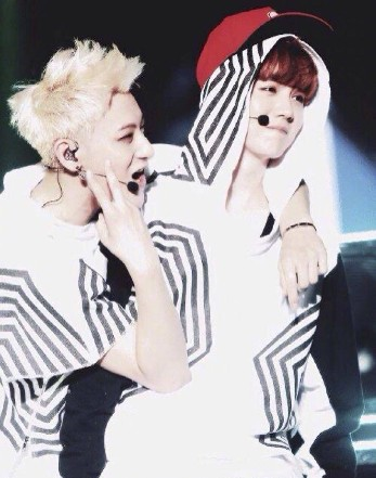 吴亦凡和黄子韬和好发糖关系以前就好,黄子韬