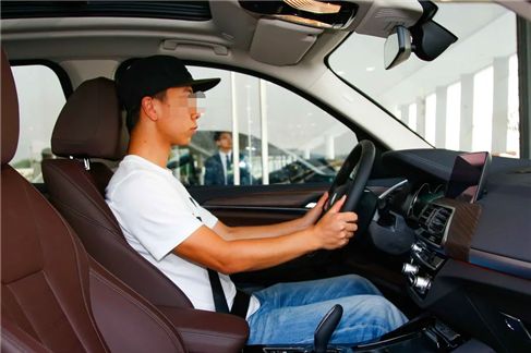 想知道“30-50万中型SUV“近期资讯盘点，你想要的这里都有