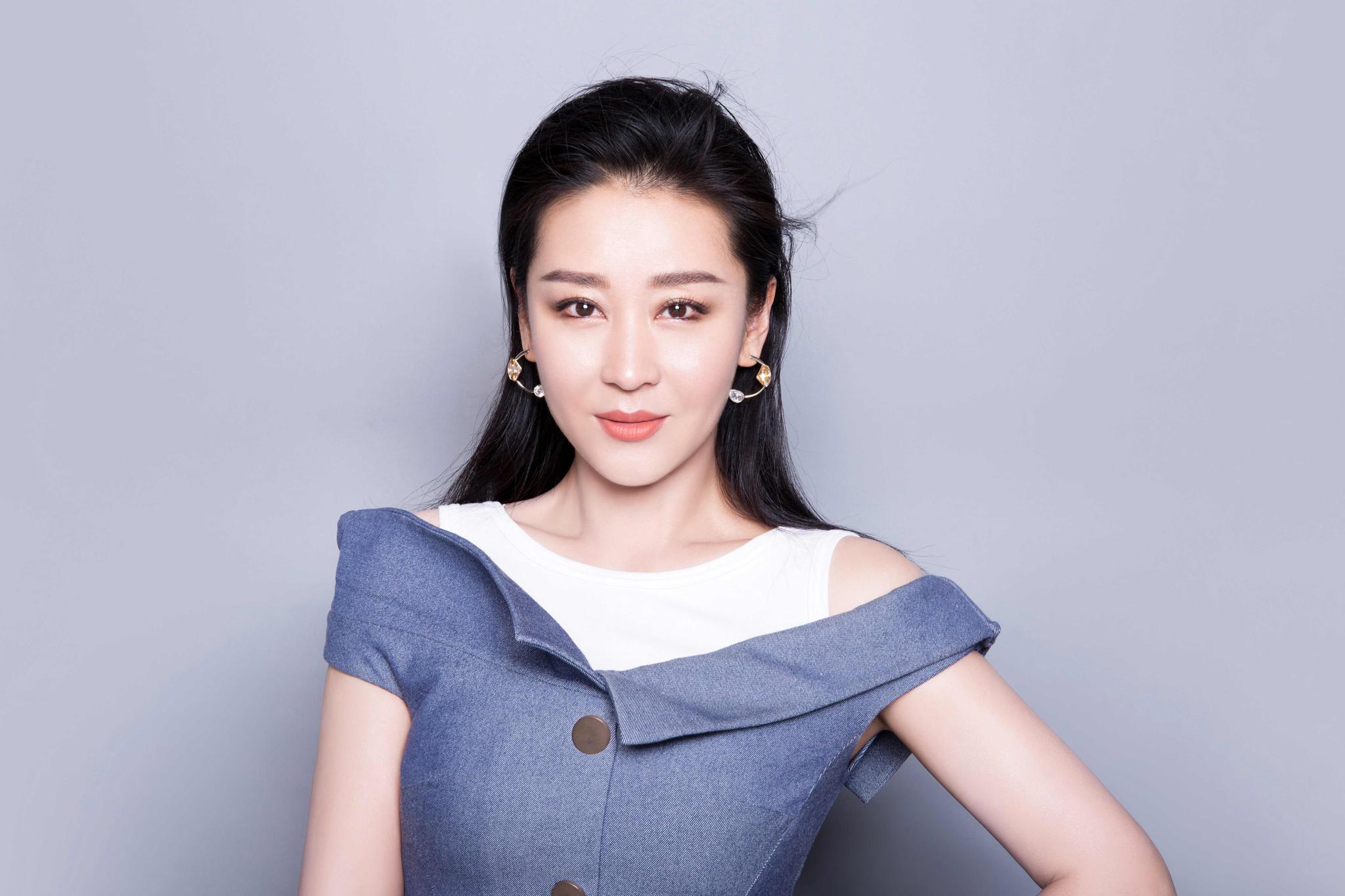 苗圃,插曲饰演抗联战士旅的女剧中刘玉娥,虽然苗圃出演过很多抗战女电视剧僵的国际有哪些图片