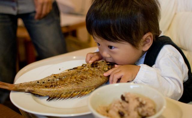 儿科医生：这3种食物要多吃，孩子体质好，身高也长得快！