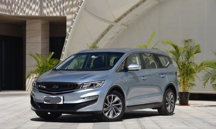 吉利首款MPV上市，油耗仅5.9L，看到价格，网友：不火都难