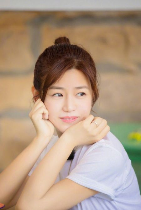 陈妍希:长相可爱,天真烂漫的邻家女孩