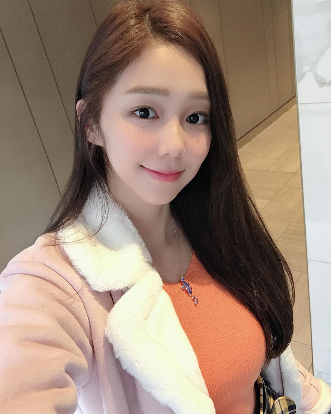美女模特金莎mimi,甜美清秀,气质女神,精选合辑二22张