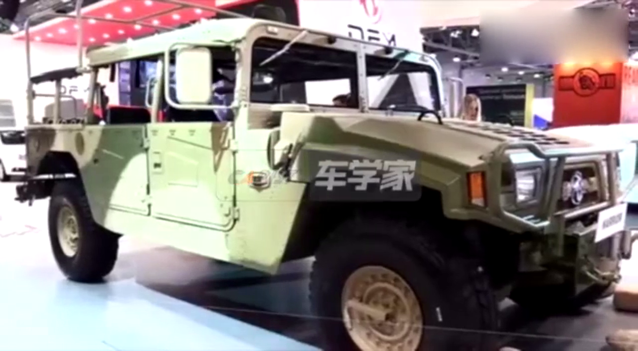 88万的国产猛士在外国车展上毫不逊色，霸气十足