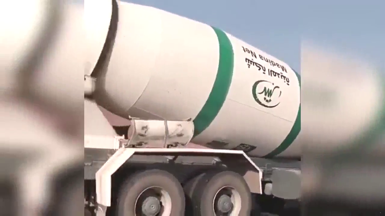 破记录了 记录15辆卡车接连追尾