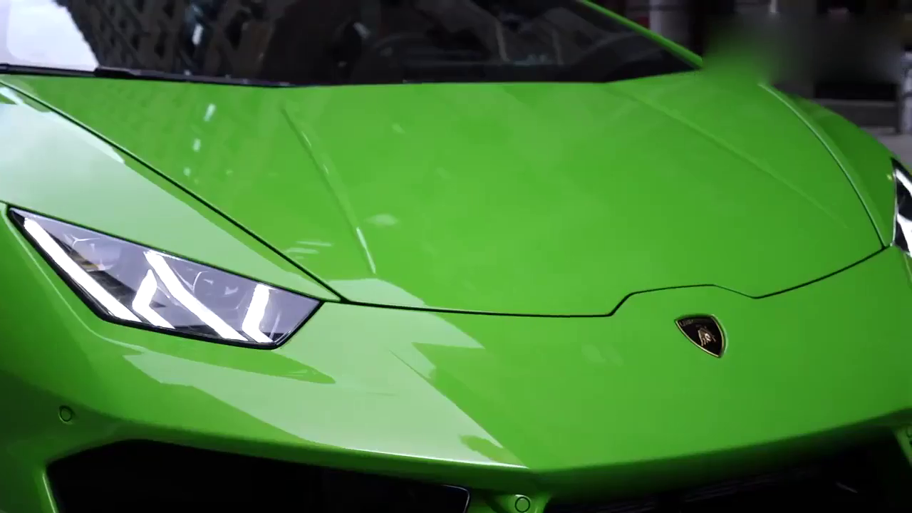 261万美元的兰博基尼跑车户外试驾看架势