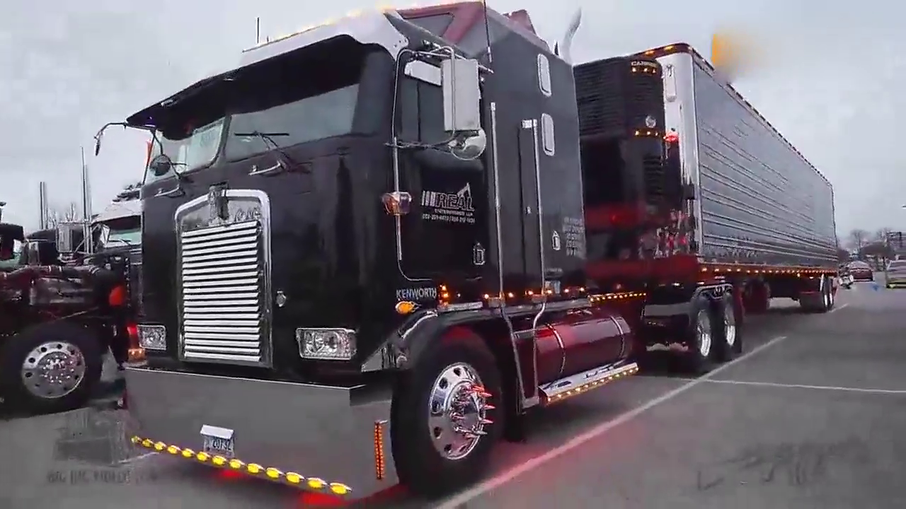 求它变个形 实拍肯沃斯美式重型卡车