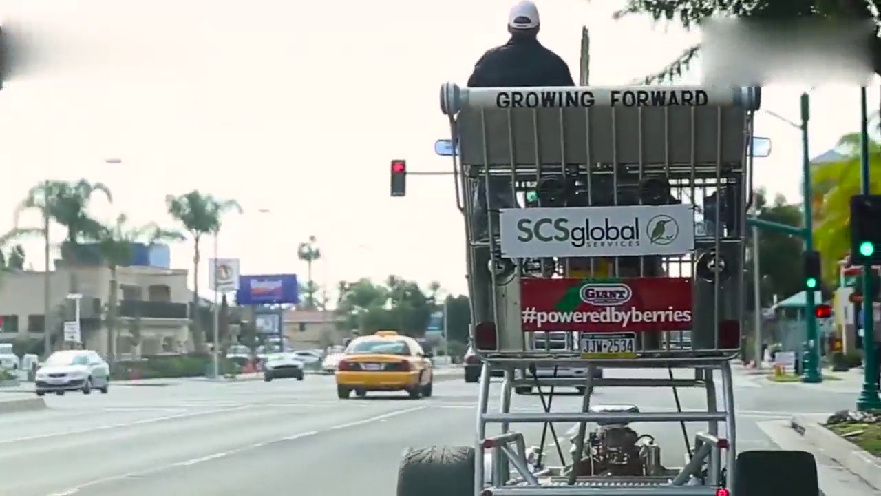 美国改装车上路也得开证明？老外改装购物车，竟然没人拦！