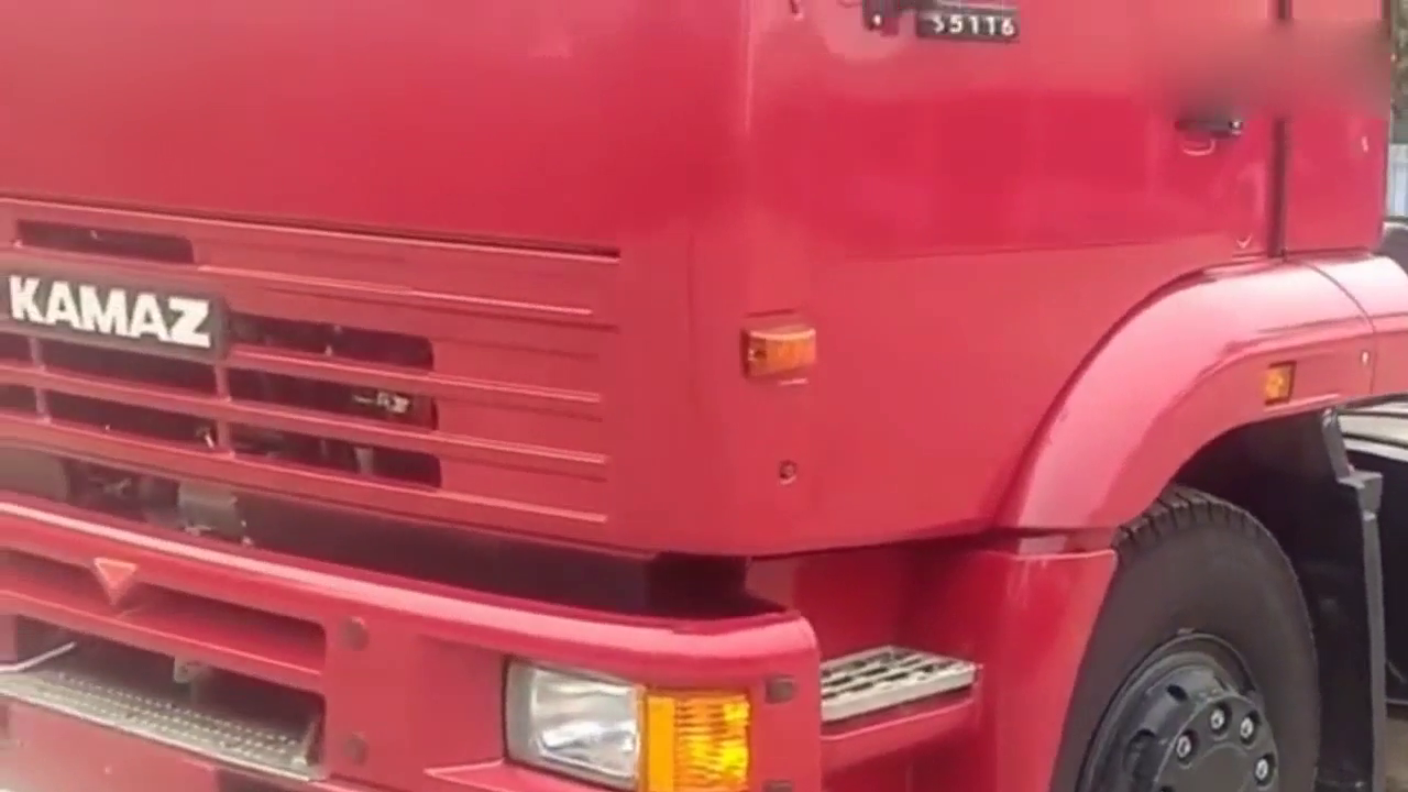 近距离拍摄卡玛斯牵引车,在国外卖得很火,国内很少看到