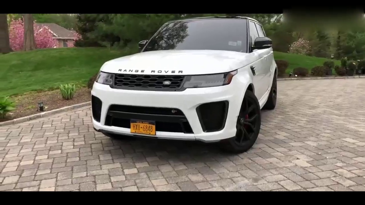 路虎揽胜运动版SVR SUV的身材 给你跑车的感受