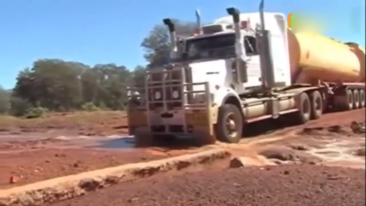 只服这几位老司机，卡车驾驶技术了得！