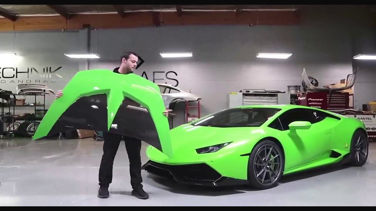 兰博基尼跑车送了一个配件，装上以后如此霸气！