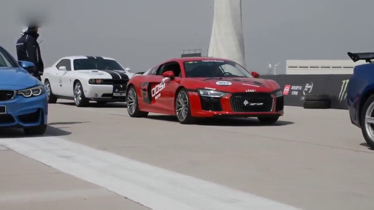 各大性能跑车下赛道，你比较喜欢哪辆？