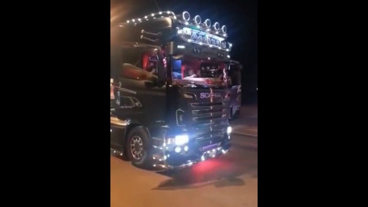 比劳斯莱斯还要豪华的卡车内饰