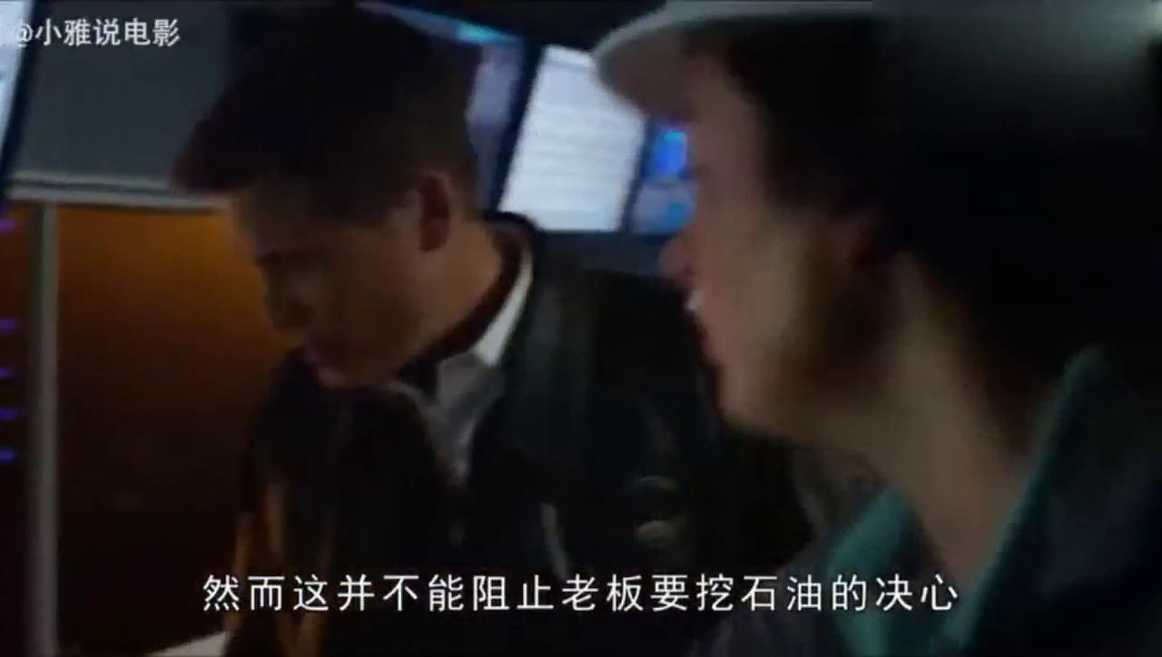 男子拥有一辆怪兽卡车，只要喝一点石油，就可以带他上天入地