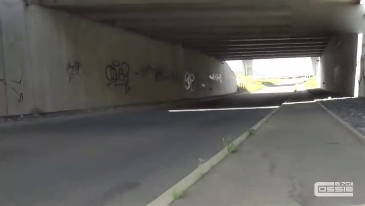 声浪显威力 看多辆性能车咆哮秀加速