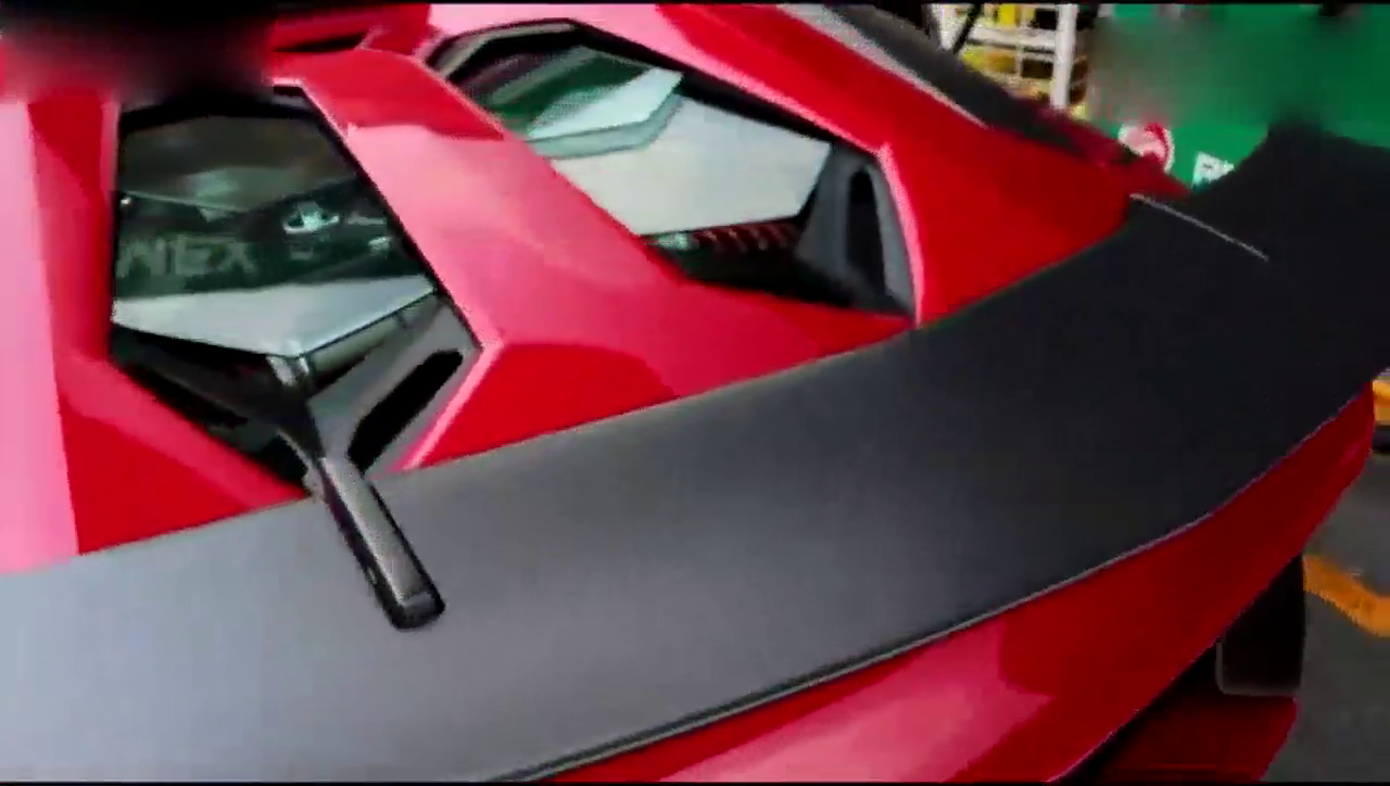 超级跑车每次都要加多少油，眼见为实！